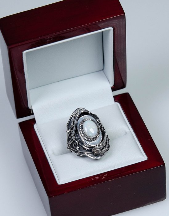 Image 2 of 950 Silver - Ring - natural opal - handmade