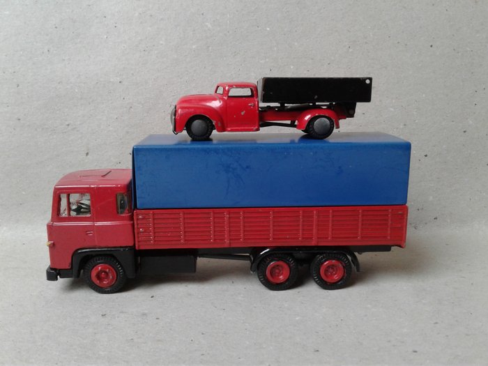 Preview of the first image of Tekno - 1:50 - scania en dodge truck.