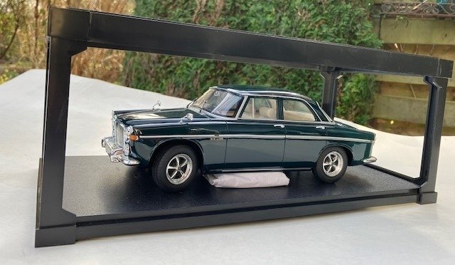 Image 2 of Cult Scale Models - 1:18 - ROVER P5b