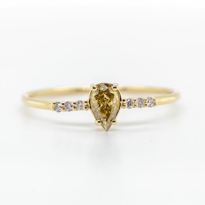Preview of the first image of No Reserve Price - 0.31 tcw - 14 kt. Yellow gold - Ring Diamond.