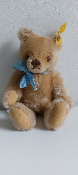 Preview of the first image of Steiff - Vintage - 0201/18 - Bear - 1980-1989 - Germany.