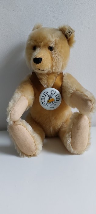 Preview of the first image of Steiff - Vintage - 420054 - Bear 420054 - 1990-1999 - Germany.