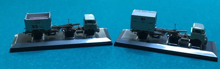Image 3 of Lion Toys - 1:50 - DAF T1300 DA met container losser (Dustex) laag - Limited-edition. Model BEV1017