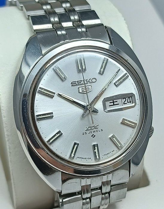 Seiko - 5 DX - 6106-7000 - Men - 1970-1979 | Auctionlab