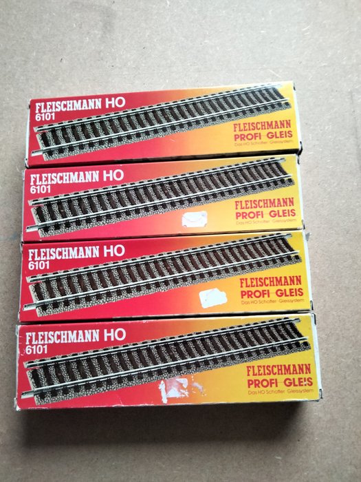 Preview of the first image of Fleischmann H0 - 6101 - Tracks - 40 straight rails.