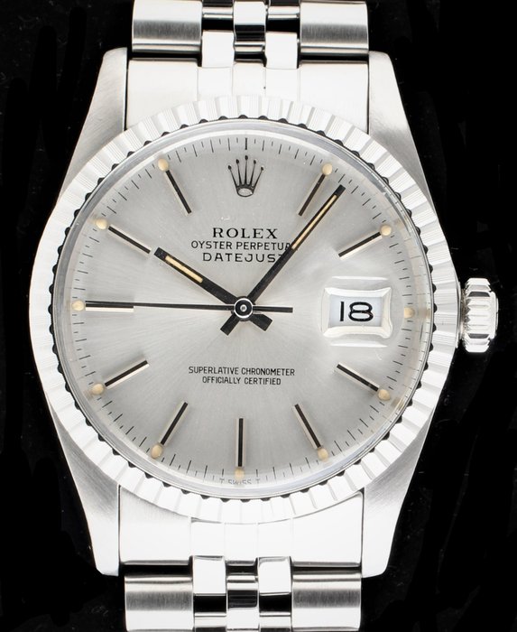 Preview of the first image of Rolex - Vintage Oyster Perpetual Date Just - Superlative Chronometer - Ref. No: 16030 - Men - 1980-.