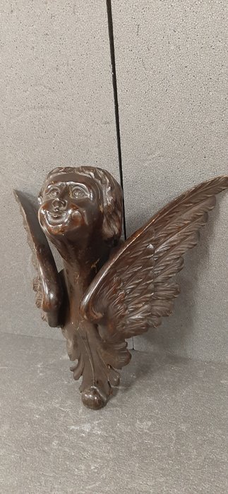 Image 3 of Head of a winged angel - Wood - First half 20th century