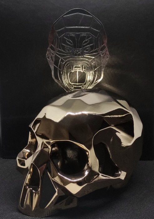Preview of the first image of Richard Orlinski (1966) - Skull Spirit (Gold Edition) SOLD OUT.