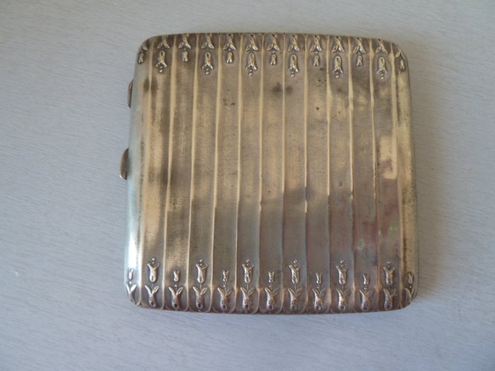 Image 3 of Old cigarette case in silver metal XIX th - XIX th