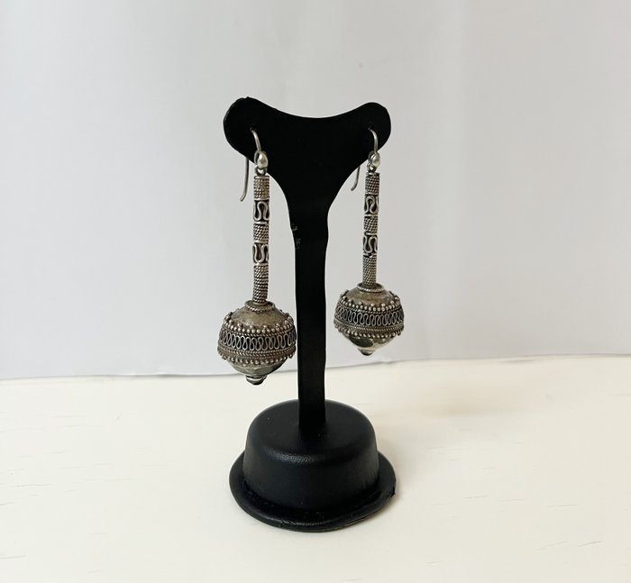 Image 2 of 925 Silver - Earrings Garnet