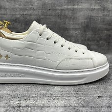 Louis Vuitton - High-top - Sneakers - Size: Shoes / EU 39 - Catawiki