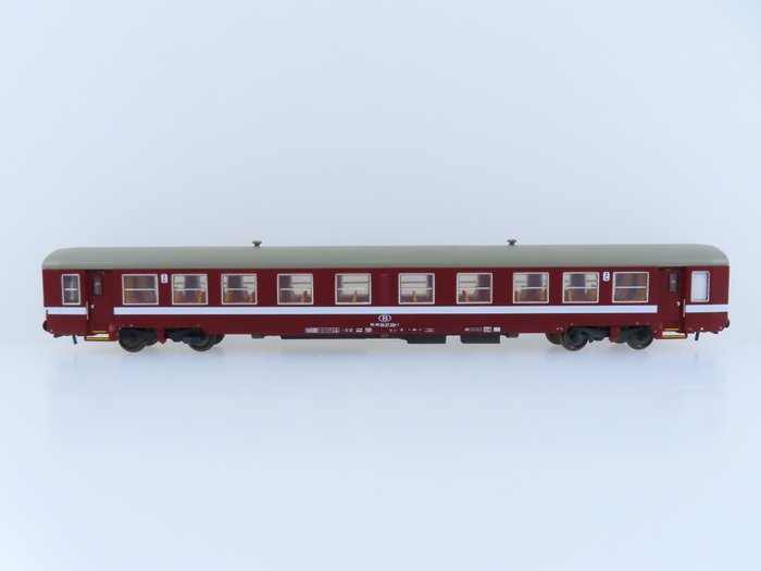 Image 2 of Heris H0 - 12138 - Passenger carriage - 1 x 4-axle express train passenger car, 2nd class, type K4