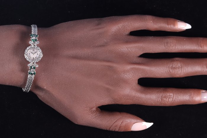 Image 2 of Jaeger-LeCoultre - 18 kt. White gold - Bracelet - Diamonds, total diamond weight 0.93 crt, Watch, V