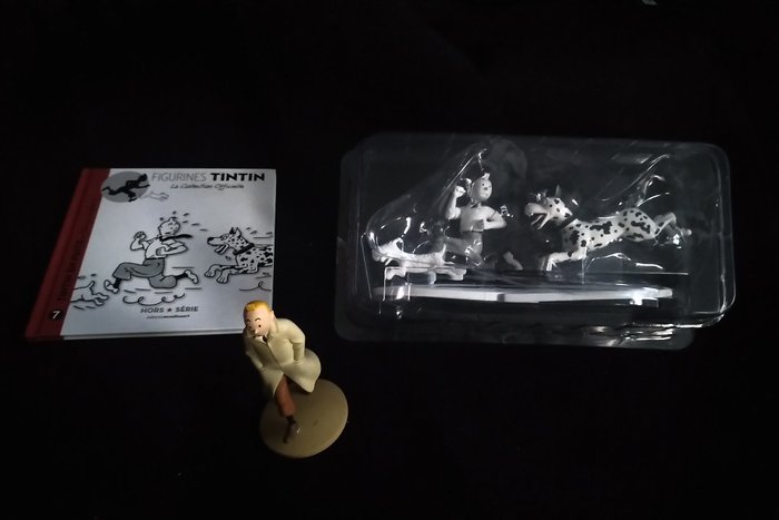 Preview of the first image of Tintin - Figurine Moulinsart hors serie N&B - Tintin en fuite + Figurine - Tintin en trench-coat -.