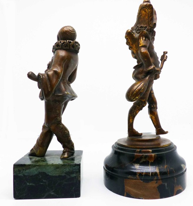 Image 2 of Bust, Sculpture, Pierrot with and without mandolin (2) - Bronze (patinated) - Late 19th century