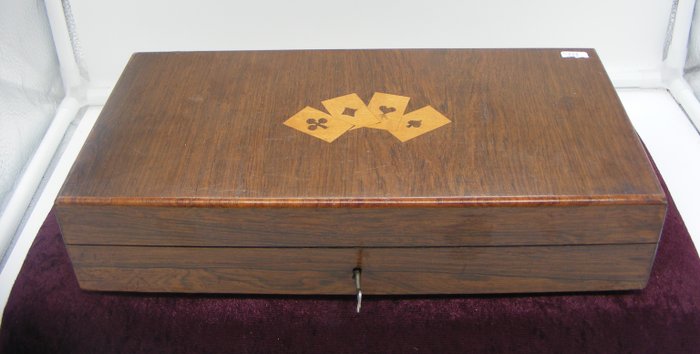 Image 2 of Card box with chip boxes - Wood - Late 19th century