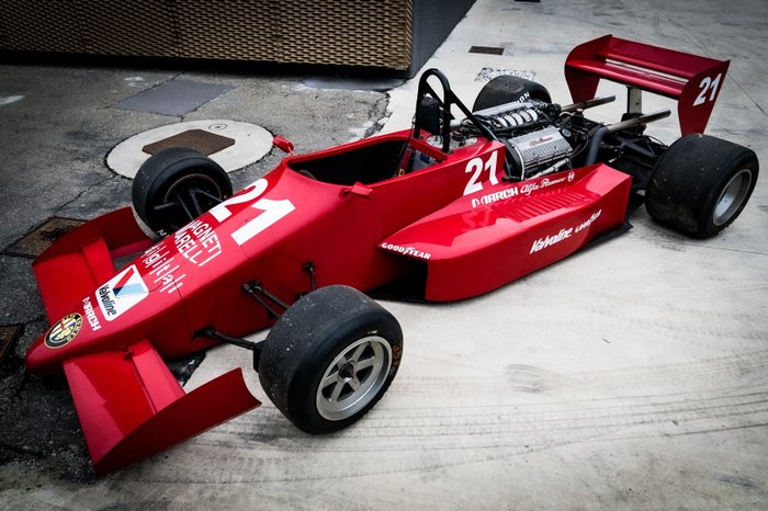 Preview of the first image of March - F3000 85B-16 - 1985.