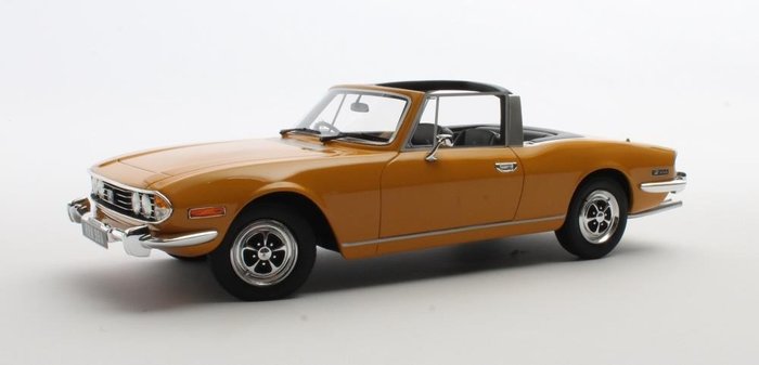 Preview of the first image of Cult Scale Models - 1:18 - Triumph Stag Mk.I 1970 Geel - CML120-2.