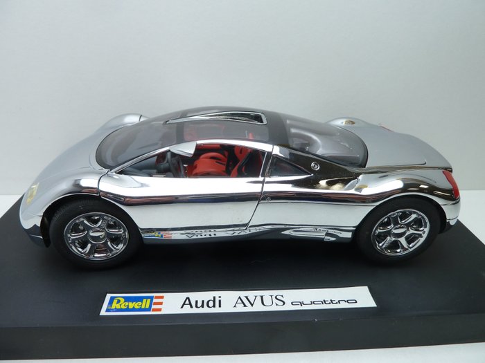 Image 2 of Revell - 1:18 - Audi Avus Quattro