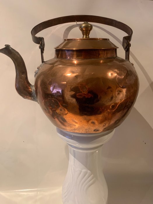 Image 2 of Apple Kettle - Red copper - Late 19th century