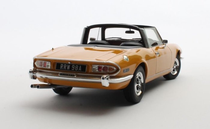 Image 2 of Cult Scale Models - 1:18 - Triumph Stag Mk.I 1970 Geel - CML120-2