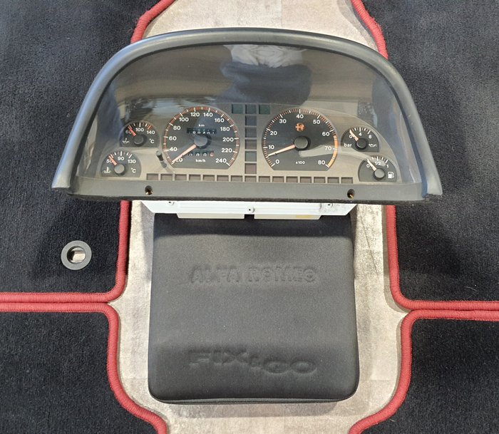 Image 2 of Tools - Quadro indicatori Veglia, tappetini e compressore, per Alfa Romeo 155 - Alfa Romeo