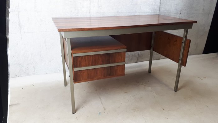 Bureau – Wood, Metal