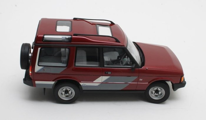 Image 3 of Cult Scale Models - 1:18 - Land Rover Discovery Mk.1 1989 Rood Metallic - CML081-1