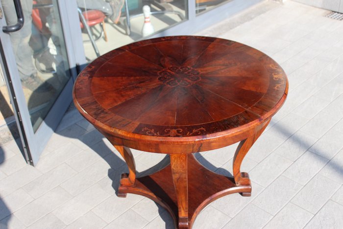 Image 2 of Coffee table - Empire Style - Walnut - Mid 19th century