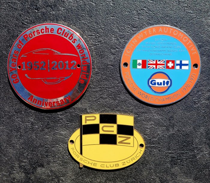 Preview of the first image of Emblem/mascot/badge - Lot de 3 Bages Porsche - Porsche.