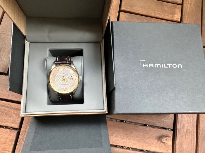 Preview of the first image of Hamilton - Jazzmaster - H42725551 - Unisex - 2011-present.
