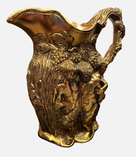 Preview of the first image of Pitcher - Bronze (gilt) - 1920.