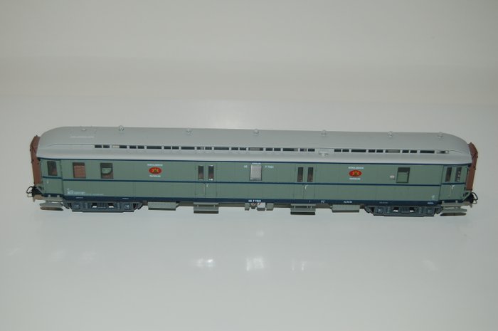 Preview of the first image of Artitec H0 - 20.296.03 - Passenger carriage - Mail car P 7901 in Turquoise livery - NS.