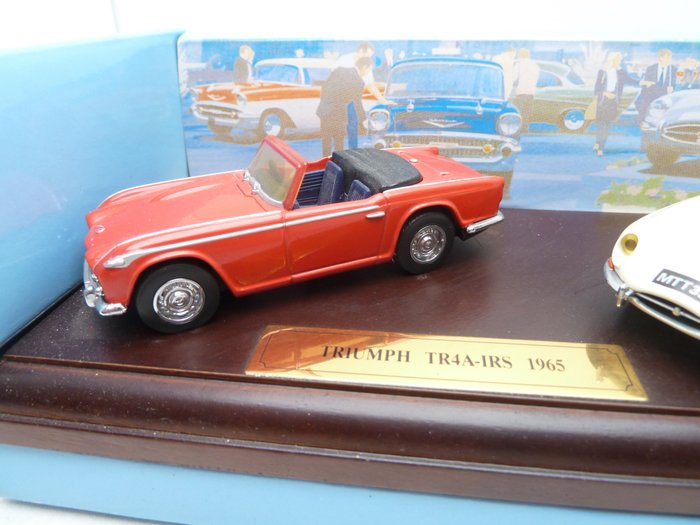 Image 3 of Dinky Toy-Matchbox - 1:43 - British Sportscar Collection Triumph, Jaguar, Austin