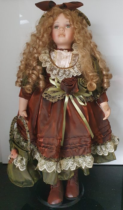 Preview of the first image of Limited Edition - Porcelain doll 70 cm - Germany.