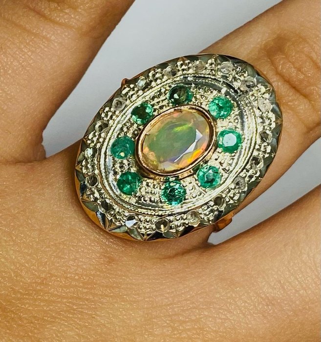 Image 2 of senza prezzo di riserva - 14 kt. Gold, Silver - Ring - 1.10 ct Opal - Diamonds, Emeralds