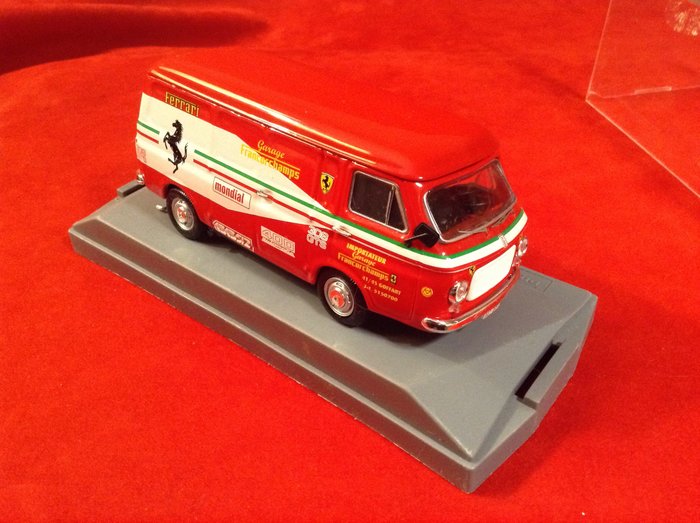 Image 2 of Special RIO - made in Italy - 1:43 - ref. #4610 Fiat 248 Special Ferrari Van 2a serie "Garage Franc