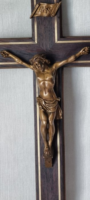 Image 2 of Crucifix (1) - Bronze, Rosewood - Late 19th century