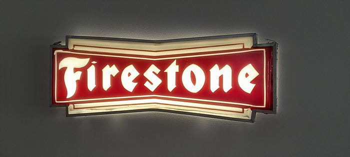 Preview of the first image of Sign - Insegna luminosa vintage firestone - Firestone - 1960-1970.