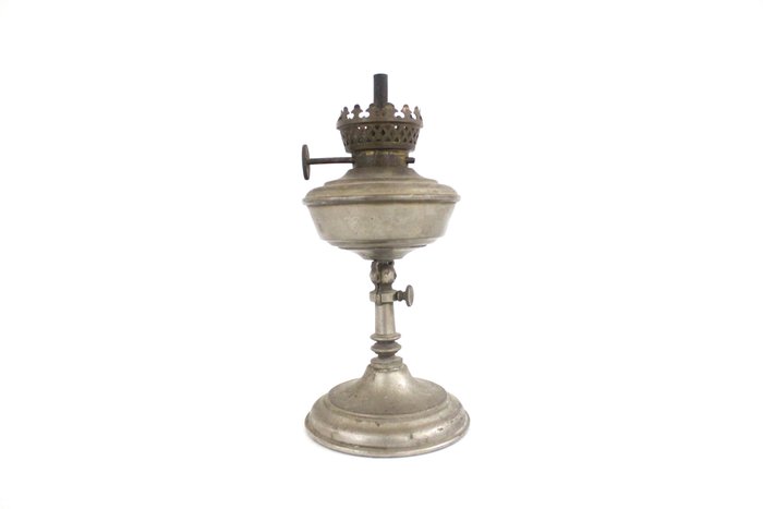 Image 3 of Veritas Lamp Works - Lacemakers' Oil Lamp - Metal - Early 20th century
