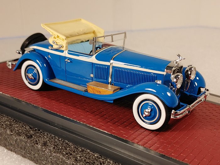 Preview of the first image of Matrix - 1:43 - 1929 Isotta Fraschini 8A SS Castagna Roadster Open- 1930 - 054 or 408 Limited Editi.