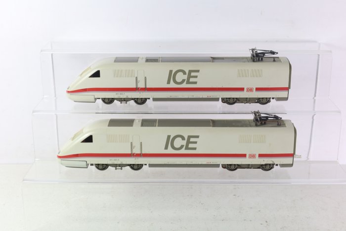 Preview of the first image of Märklin H0 - uits set 29761 - Train unit - 2-piece ICE train set 401 - DB.