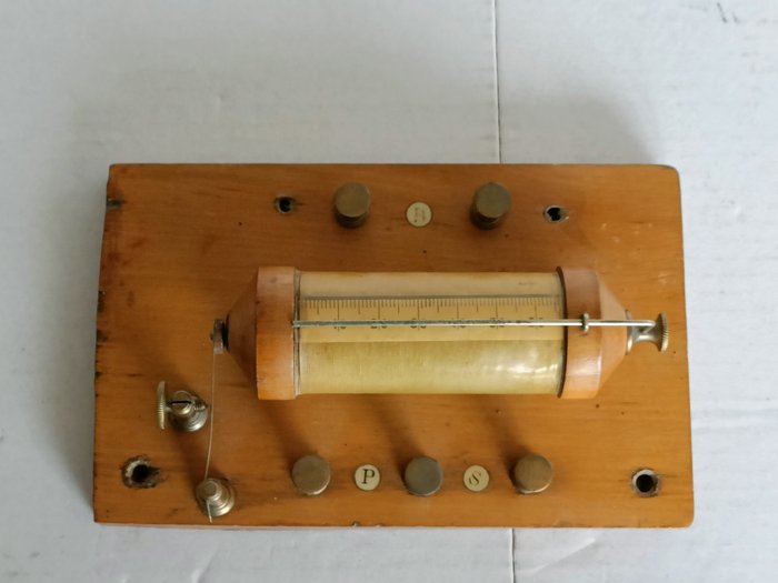 Image 3 of Ruhmkorff induction coil (1) - Brass, Wood - First half 20th century