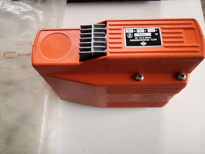 Preview of the first image of Accessory - banden compressor 911, 928, 944 - Porsche.
