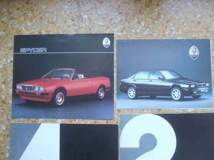 Image 2 of Brochures/catalogues - Maserati Prospekt Konvolut mit Mistral, Biturbo, Quattroporte, Spyder - Mase
