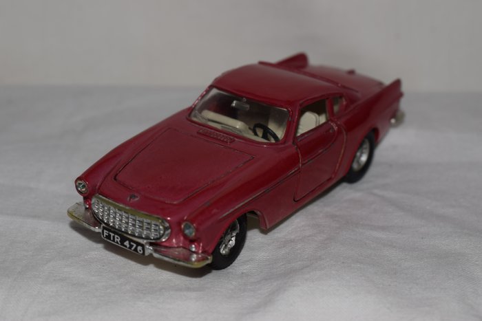 Preview of the first image of Dinky Toys - 1:43 - Volvo P 1800S nr. 116.