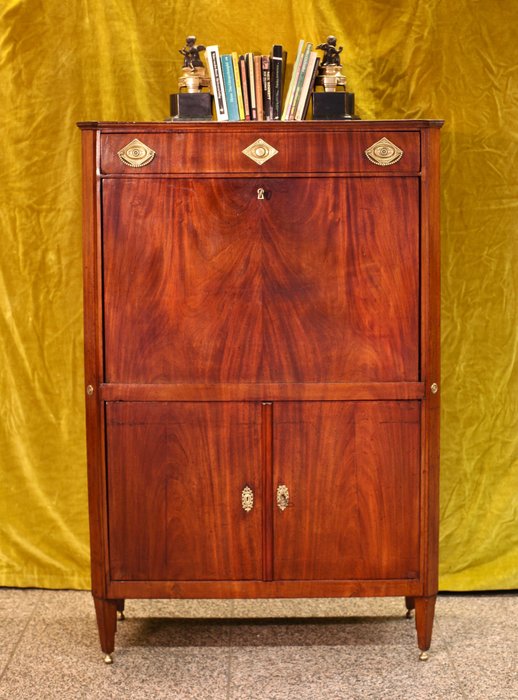 Preview of the first image of Secrétaire à abattant - Mahogany - Late 18th / early 19th century.
