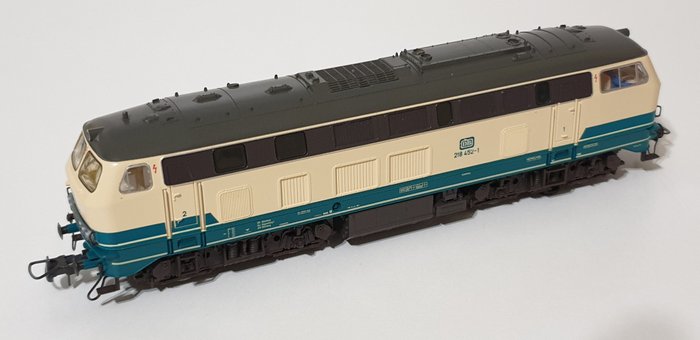 Preview of the first image of Fleischmann H0 - 4933 - Diesel locomotive - BR 218, 'Cleaning Loc' - DB.