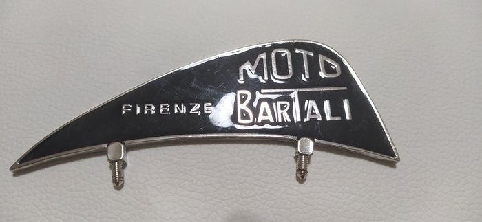 Preview of the first image of Emblem/mascot/badge - Cresta tagliavento Moto Bartali Firenze - Moto Bartali - 1950-1960.