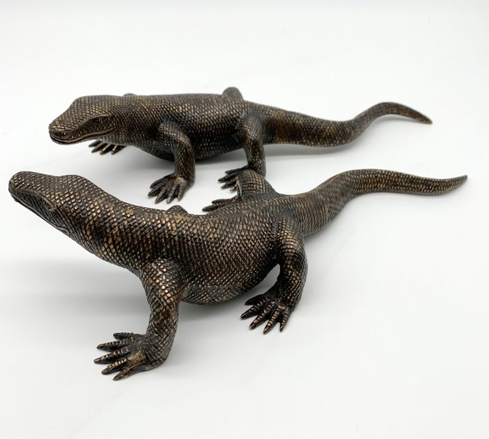 Figurine - A set of 2 komodo dragons - Bronze